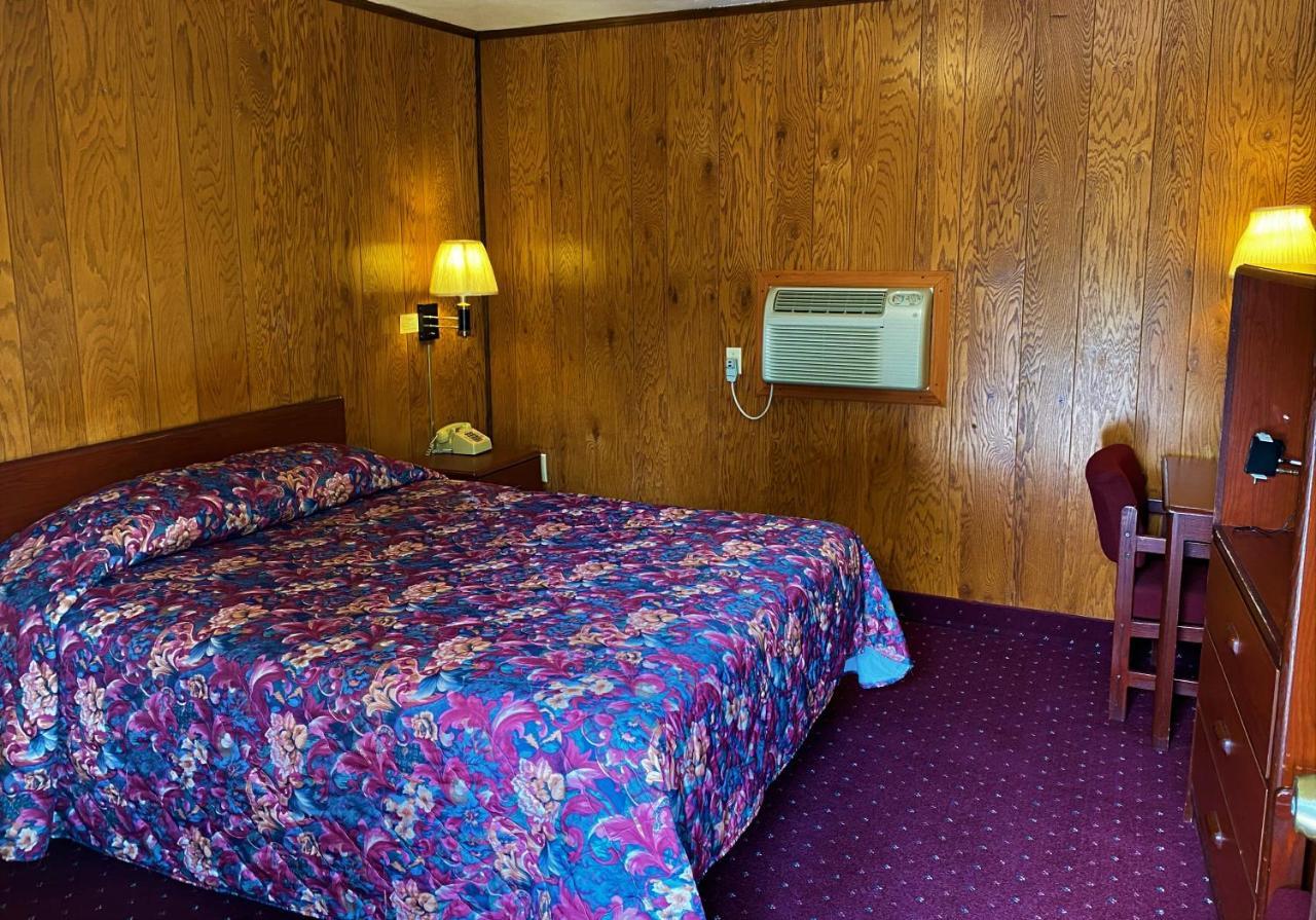 Valley Forge Motor Court Motel Wayne